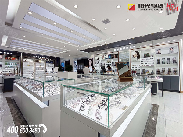 開(kāi)眼鏡店需要多大面積，眼鏡店面積多大最好？